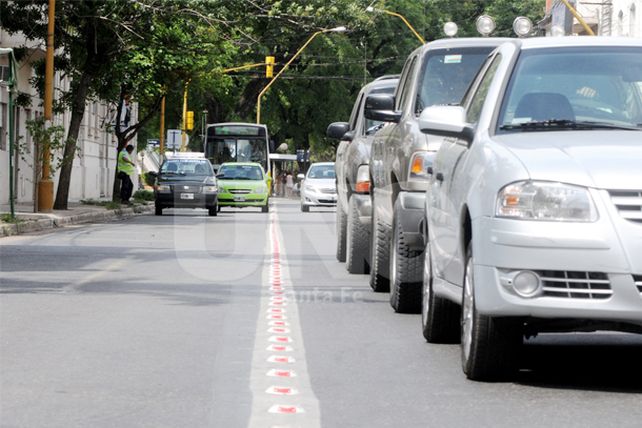 Carril Exclusivo: malestar entre los comerciantes de calle Rivadavia
