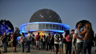 Símbolo e historia de Buenos Aires, el Planetario cumple 55 años