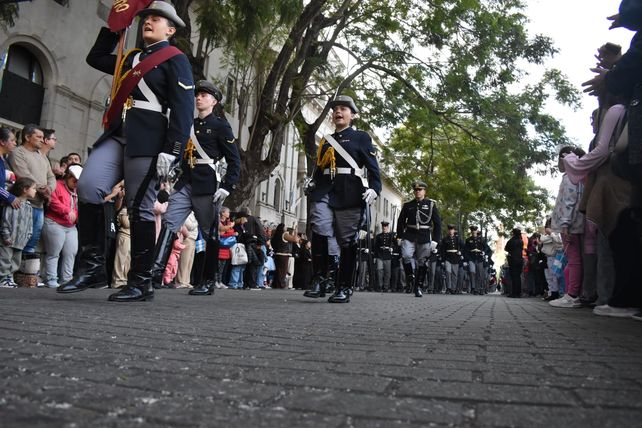 Tedeum, desfile cívico-militar y fiesta patria: Santa Fe celebró el 25 de Mayo con una multitudinaria jornada