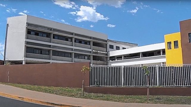 El director de la escuela técnica 100 de Puerto Nuevo en Paraná habló sobre la llegada del presidente este miércoles y la inauguración del nuevo edificio