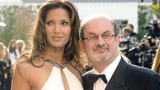 Los amenazados escritores Saviano y Rushdie, juntos por la libertad de opini&oacute;n