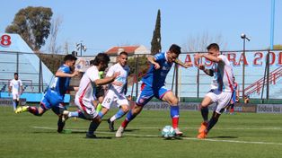 Unión profundizó su crisis: Arsenal lo goleó 4-1 y sumó su cuarta caída al hilo