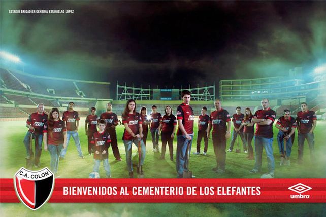 Se conoció el nuevo modelo de camiseta de Colón, temporada 2013/2014
