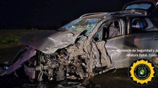 Colón: tres personas se salvaron en un impactante choque en la Ruta 135