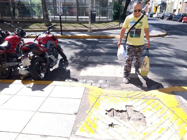 La Municipalidad de Paraná proyecta reparar las rampas rotas en espacios públicos. &nbsp; &nbsp;