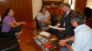 La provincia otorgó un aporte de 50 mil pesos a una asociación de pescadores
