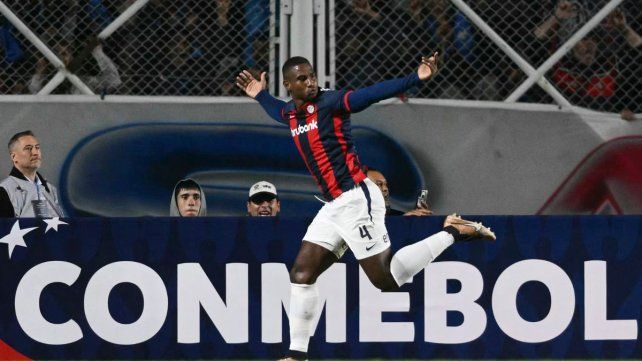 Romaña confirmó su continuidad en San Lorenzo pese al interés de River