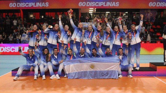 Triunfo de Argentina ante Colombia y medalla de plata para el vóley femenino