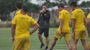 Olimpo recibe a Belgrano con el debut de Bassedas