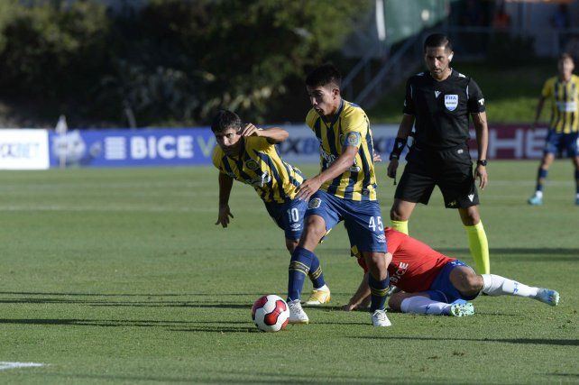 Kevin Ortiz tuvo un rendimiento parejo en la gira canalla por Chile. El roldanense va por un gran 2023.