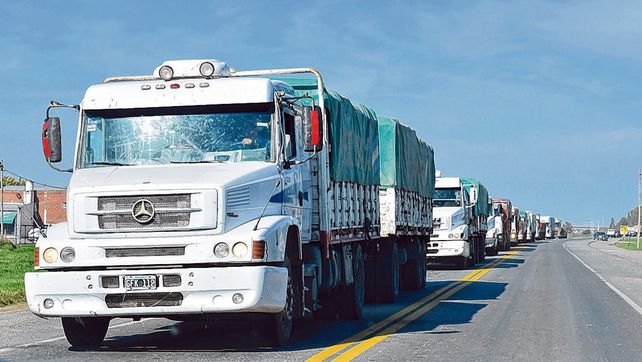 más caro. Desde Fadeeac aseguran que el escenario recesivo provocó una caída de volúmenes transportados.