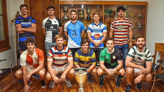 Los referentes de los clubes del Top 10 en el lanzamiento del remozado interuniones litoraleño efectuado en el sur provincial.