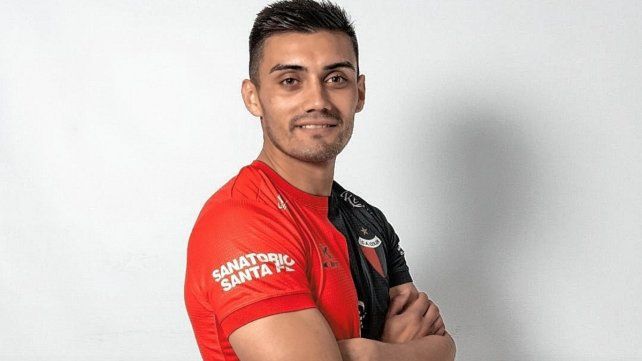 Colón oficializó la contratación de Fabián Henriquez