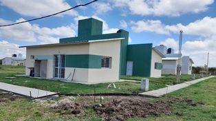 Se construyen 25 viviendas en Concepción del Uruguay, 10 en Enrique Carbó y otras 10 unidades habitacionales en Rocamora