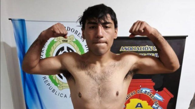 El paranaense Iván Frutos es el campeón de la Federación Entrerriana de Box en la categoría Hasta 75 kilos.