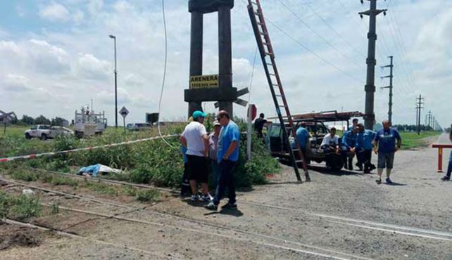 Falleció un operario de la EPE que trabajaba en una torre de alta tensión en Puerto General San Martín.&nbsp;