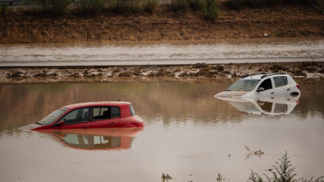 Videos: tres muertos y tres desaparecidos por las lluvias torrenciales en España