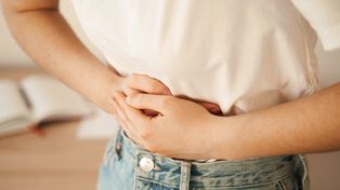 Cuando el dolor menstrual deja de ser normal y afecta la calidad de vida