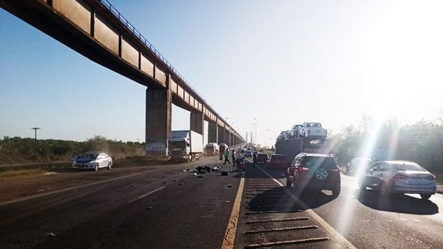 Tras el accidente en el que murió un motociclista se formó una larga cola sobre el aliviador que une las provincias e Entre Ríos y Buenos Aires&nbsp;