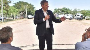 El intendente Emilio JAtón
