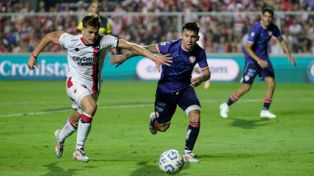 Newells va por una victoria en su visita a Unión, con un margen muy estrecho de acción