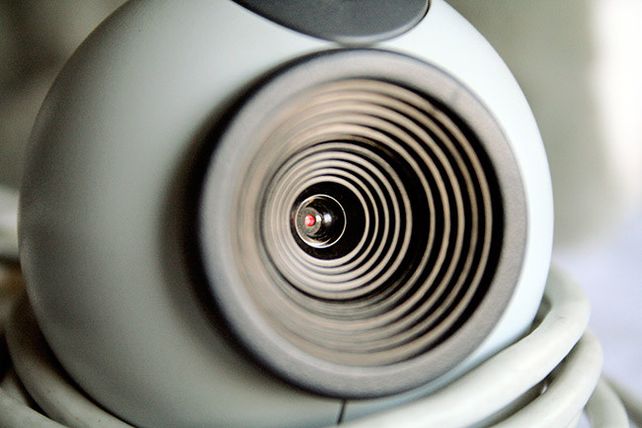 Confirman que los hackers pueden espiarnos a través del las Webcam