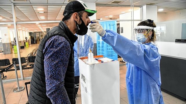 Siguen aumentando los casos de coronavirus en el país, con 5.648 nuevos contagios