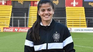 Un club de fútbol que le regaló un juego de ollas a la mejor jugadora