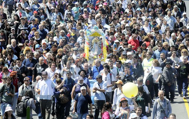 Multitudinaria. Esta trigésimo novena edición de la marcha juvenil fue la más numerosa.