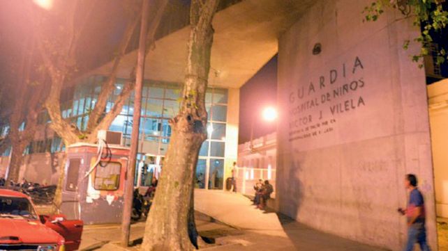 Un menor quedó internado por las heridas recibidas.&nbsp;