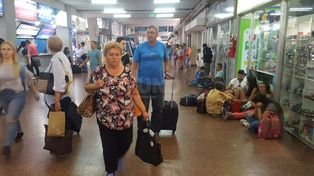 Levantaron el paro de colectivos interurbanos