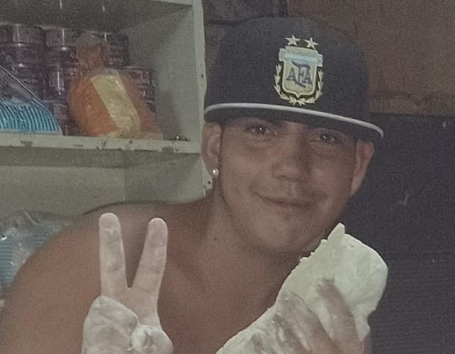 Fernando Barbosa, de 18 años, está desaparecido desde el sábado por la noche.