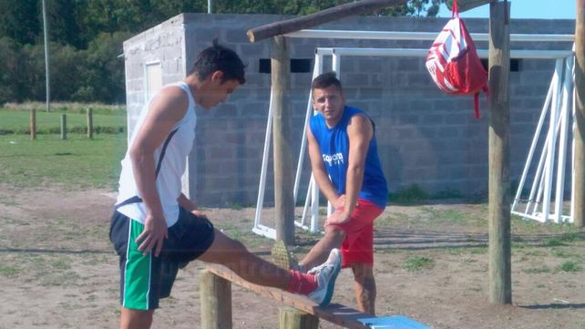 El Tincho Benítez dirigió su primera práctica en el equipo liguista Decano