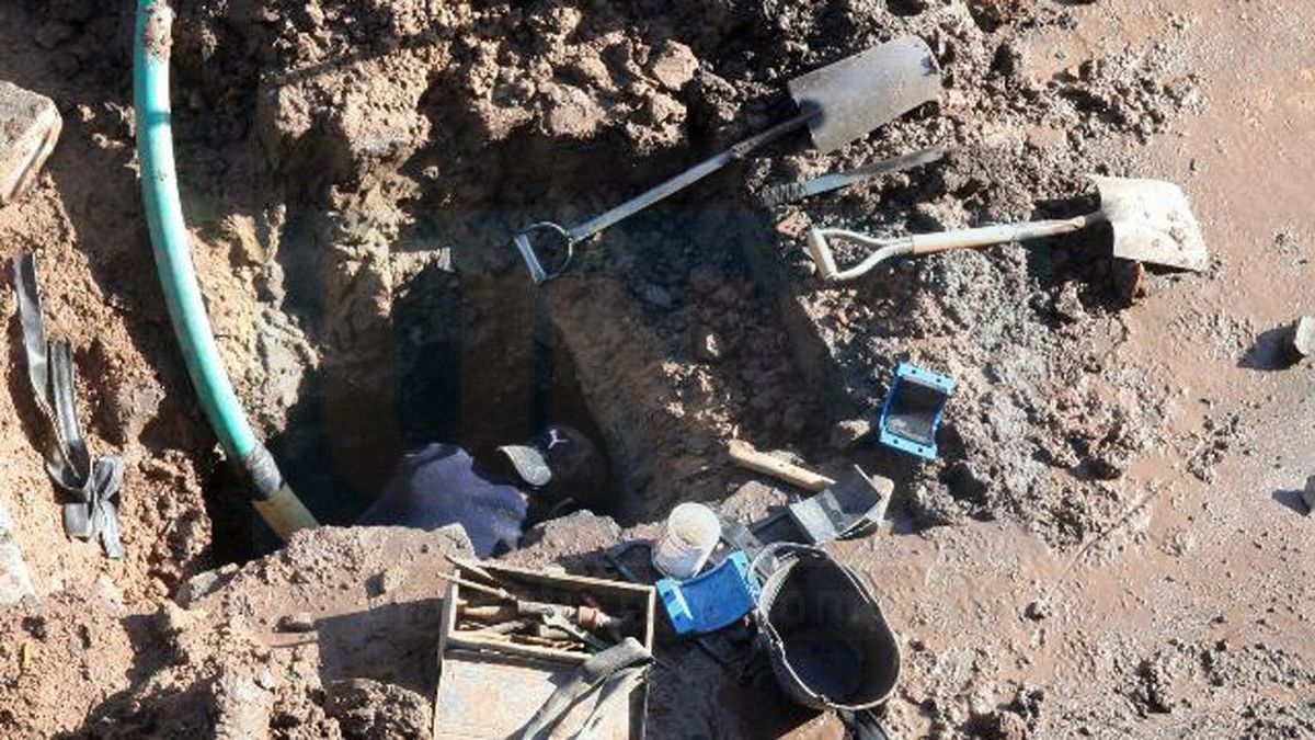 Hay baja presión de agua en Paraná por un conducto dañado