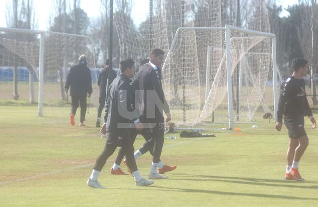 El inédito equipo que prepara Lavallén para enfrentar a Sol de Mayo
