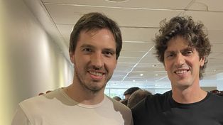 Adriano Morone, el presidente de la JR nacional, junto al senador Martín Lousteau.