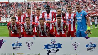 Un grande del fútbol argentino pone sus ojos en un titular de Unión