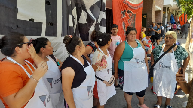 Las cocineras que trabajan cotidianamente en los barrios de la periferia rosarina.