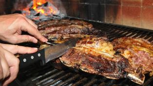 Murió al atragantarse con un pedazo de carne en la cena de Año Nuevo en Paraná