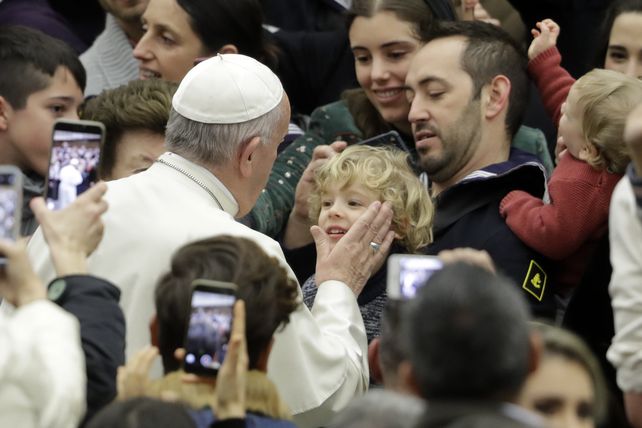 El clero de Estados Unidos identificó a los sacerdotes acusados de diversos abusos
