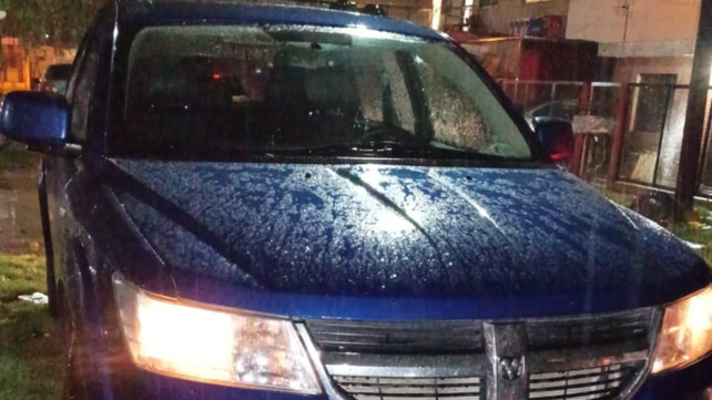 La camioneta que robaron los ladrones de la casa en zona oeste para escapar apareció abandonada en calle Acevedo