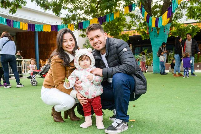 Kamilla Carneiro, María Liz y Plinio Duarte