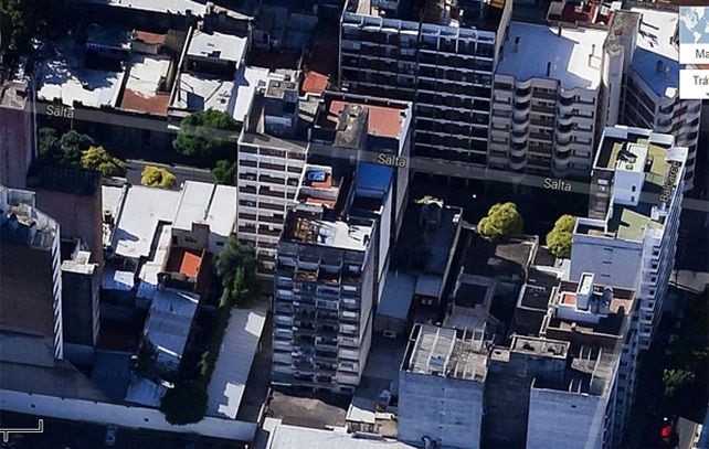 Una torre de 9 pisos del edificio se derrumbó por la explosión