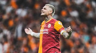 Mauro Icardi celebra con la hinchada del Galatasaray su regreso al fútbol y al gol.&nbsp;
