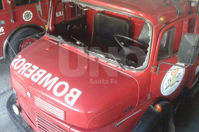 Una niña cayó de los juegos de una plaza en Bº Centenario y está grave