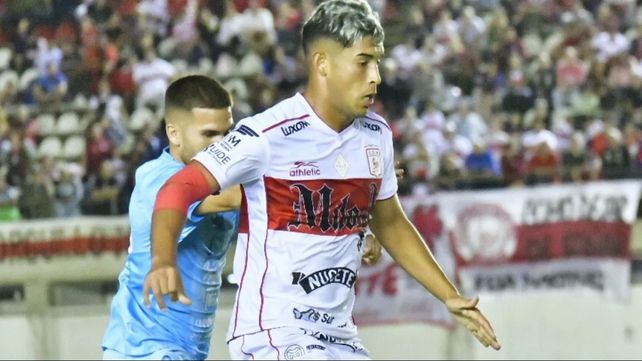 El futbolista Nahuel Zárate pidió disculpas por el dolor causado por su conducta.