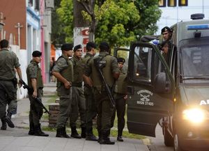 Gendarmería detuvo a una persona que viajaba con 100 cápsulas de cocaína