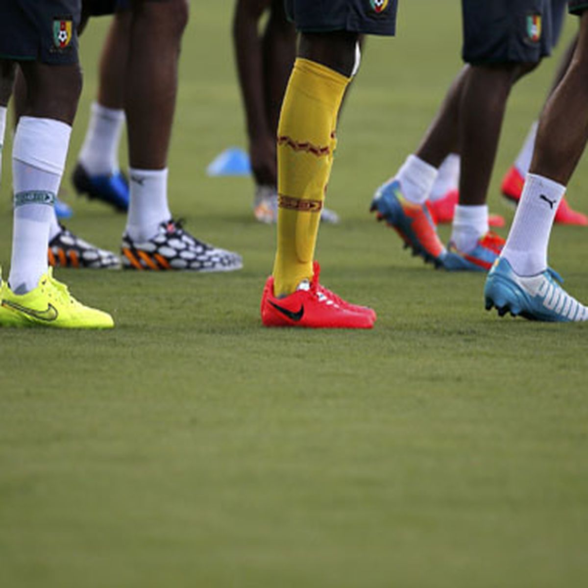 Ni un botín negro: los colores son la apuesta de las marcas permitidas en  el Mundial