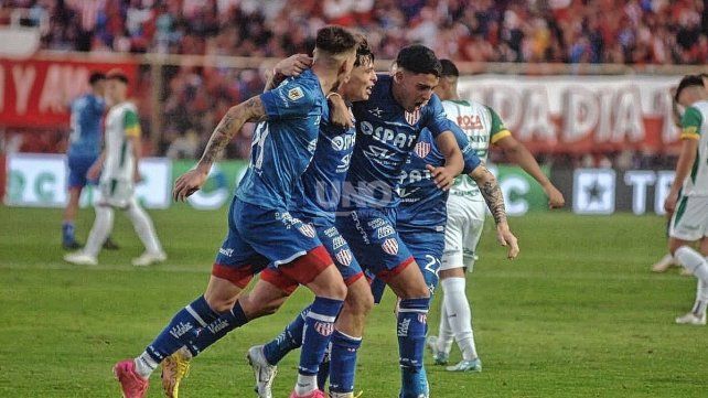 Dómina, el pibe que enamora a los hinchas de Unión