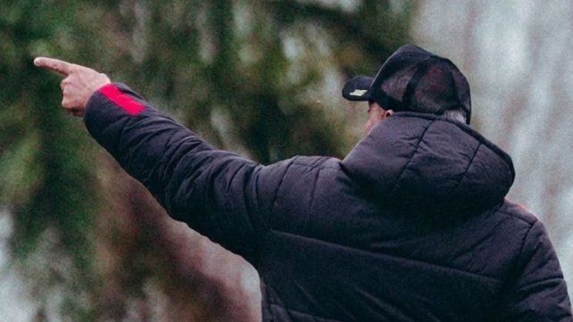 Delfino vuelve a dirigir a Colón como visitante desde su regreso al club